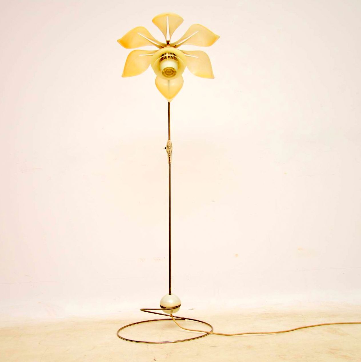 Vintage Floor Lamp – Symanka Sy1 by Gunter Ssymmank 1959 (1 of 12)