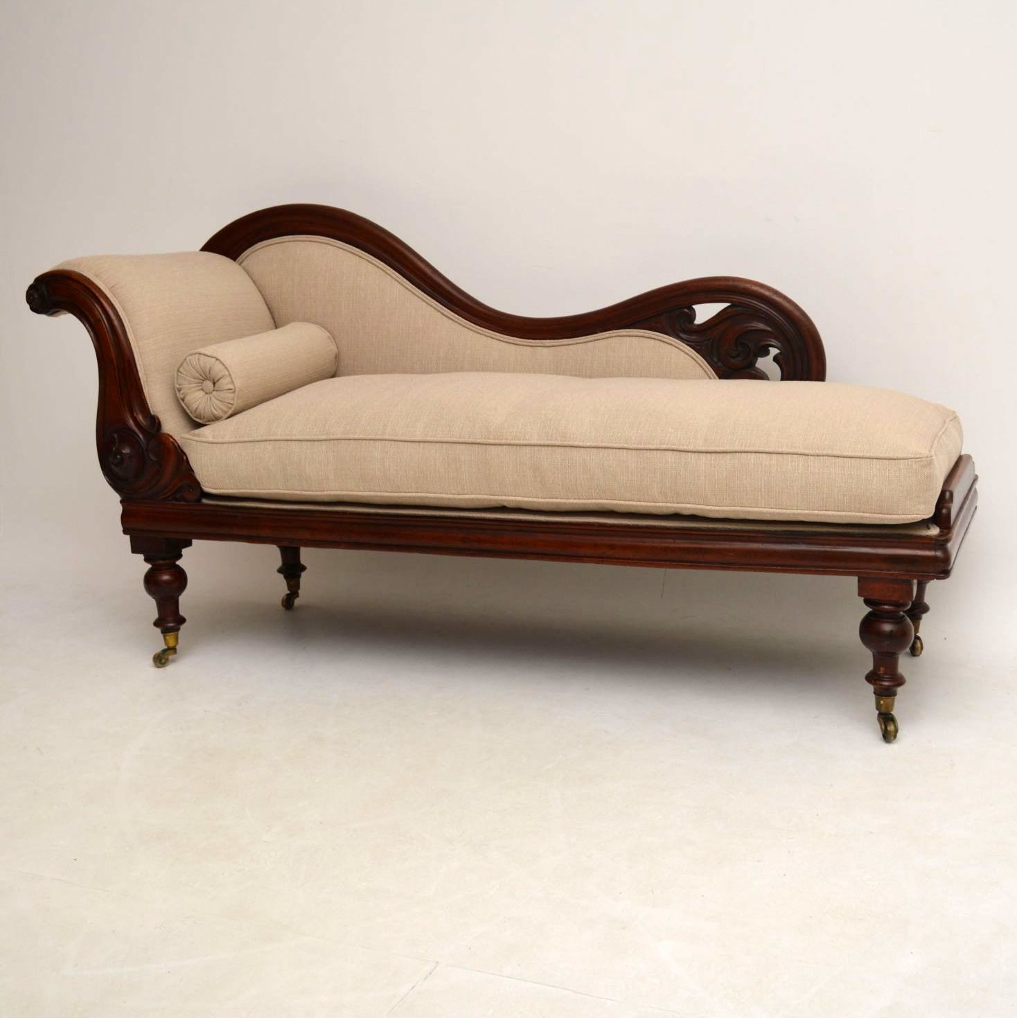 Antique William IV Mahogany Chaise Lounge (1 of 1) Antique William IV Mahogany Chaise Lounge (1 of 1)