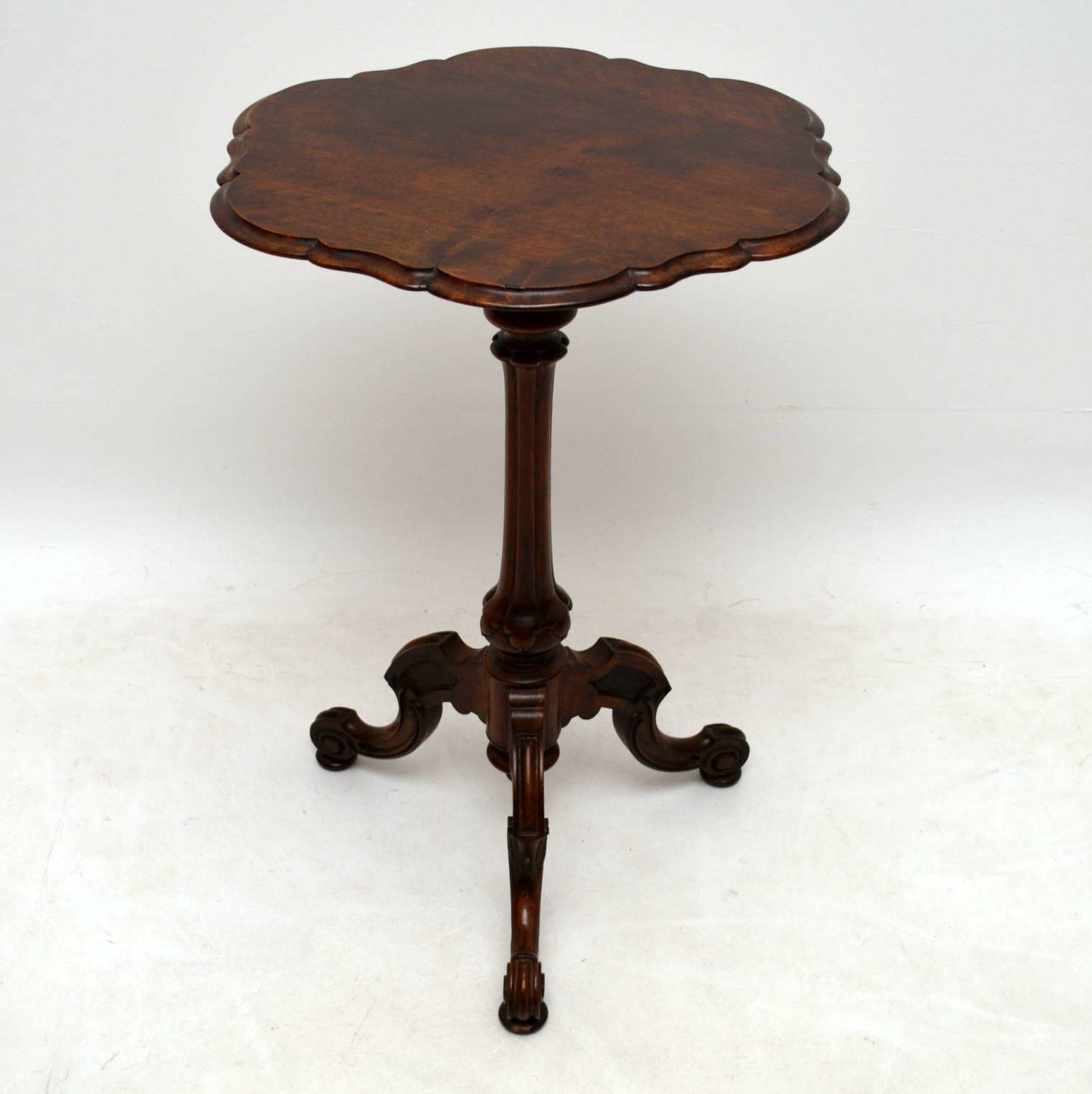 Antique Victorian Mahogany Occasional Table (1 of 1) Antique Victorian Mahogany Occasional Table (1 of 1)