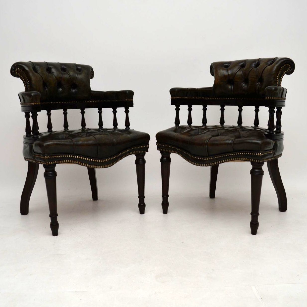 Pair of Distressed Leather & Mahogany Chairs c.1910 (1 of 1) Pair of Distressed Leather & Mahogany Chairs c.1910 (1 of 1)