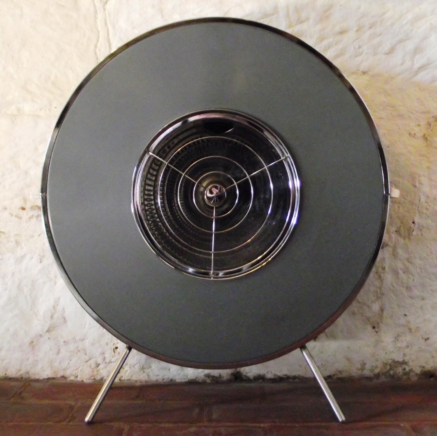 Sofono Spacemaster 'Sputnik' (1 of 2) Sofono Spacemaster 'Sputnik' (1 of 2)