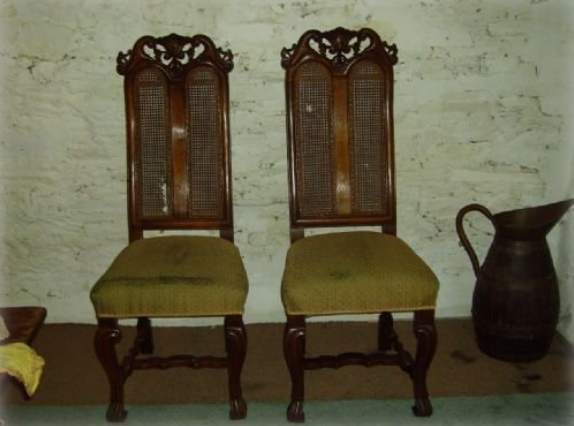 Pair of 19th Century Carolean Style Walnut Hall Chairs (1 of 4) Pair of 19th Century Carolean Style Walnut Hall Chairs (1 of 4)