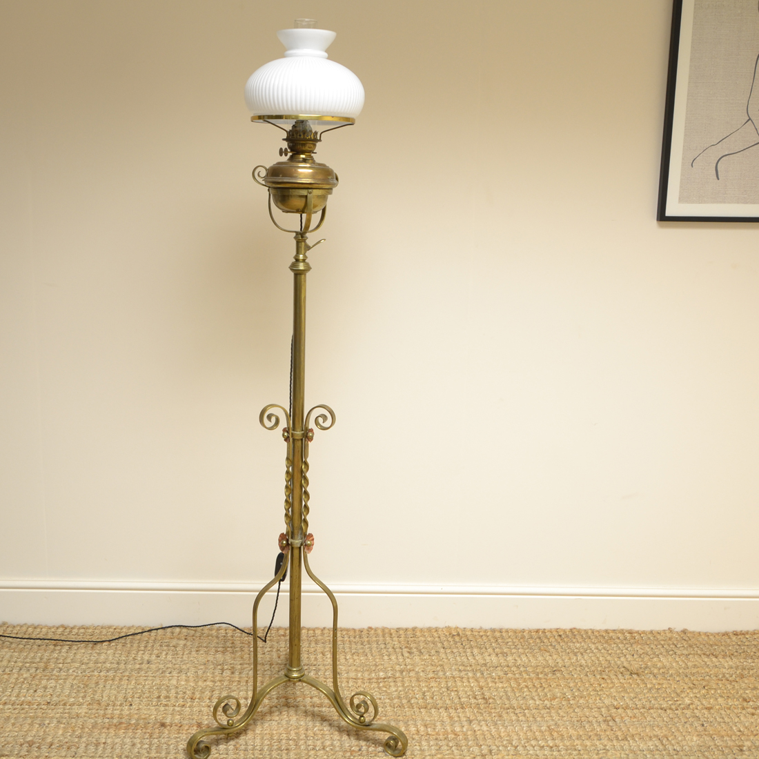 Decorative Floor Standing Antique Lamp c.1900 (1 of 1) Decorative Floor Standing Antique Lamp c.1900 (1 of 1)