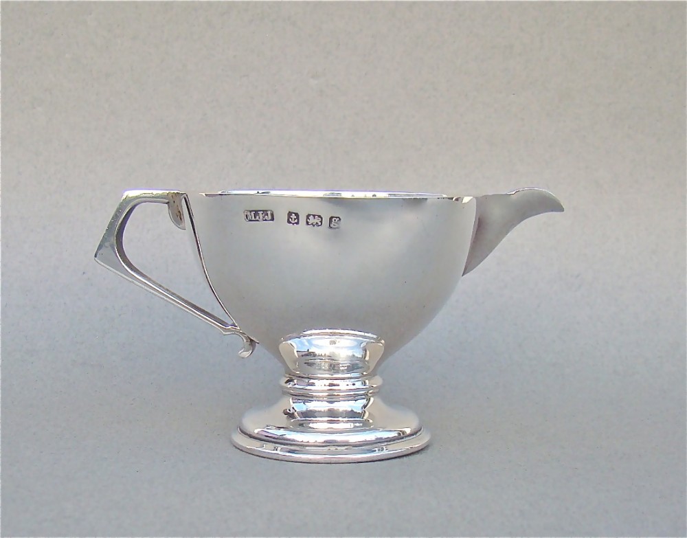 Exquisite Small Edwardian Silver Cream Jug by Matthew John Jessop, Birmingham 1906 (1 of 1) Exquisite Small Edwardian Silver Cream Jug by Matthew John Jessop, Birmingham 1906 (1 of 1)