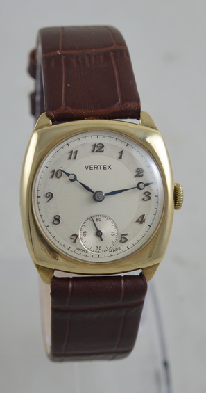 1955 Vertex 9K Gold 'Cushion' Cased Wristwatch (1 of 5) 1955 Vertex 9K Gold 'Cushion' Cased Wristwatch (1 of 5)