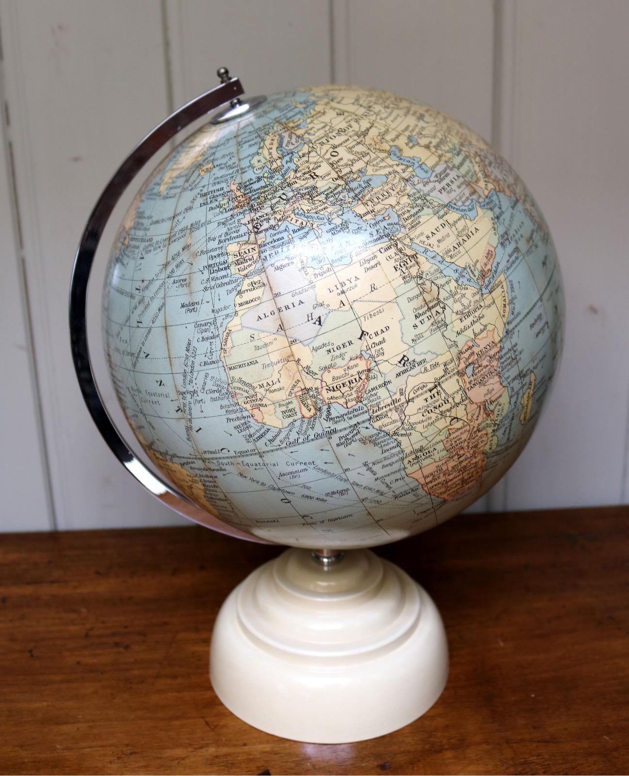 10 Inch 'Geographica' Terrestrial Globe (1 of 9) 10 Inch 'Geographica' Terrestrial Globe (1 of 9)
