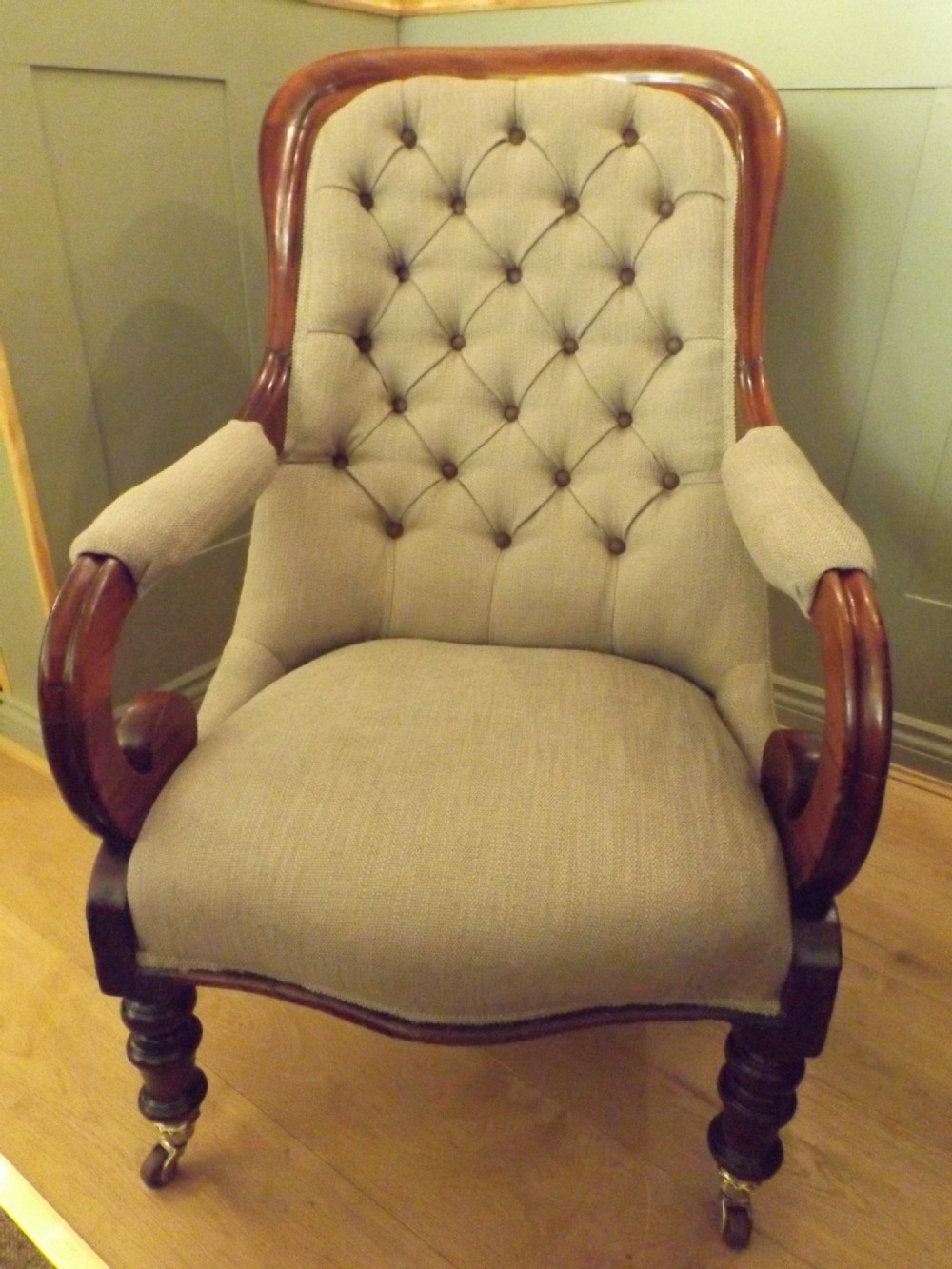 Victorian Mahogany Library Armchair C.1880 (1 of 9) Victorian Mahogany Library Armchair C.1880 (1 of 9)