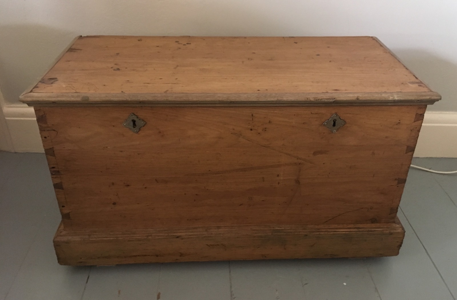 Travelling Trunk c.1860 (1 of 1) Travelling Trunk c.1860 (1 of 1)