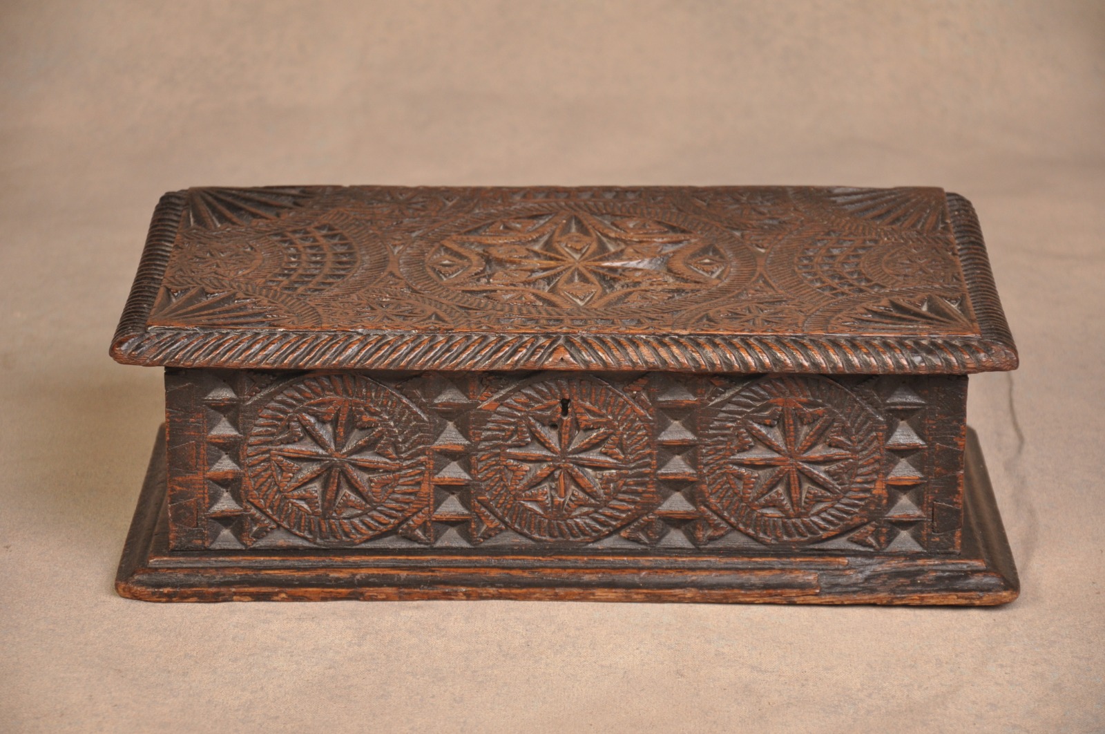 17th Century Welsh Oak Chip Carved Box (1 of 6)