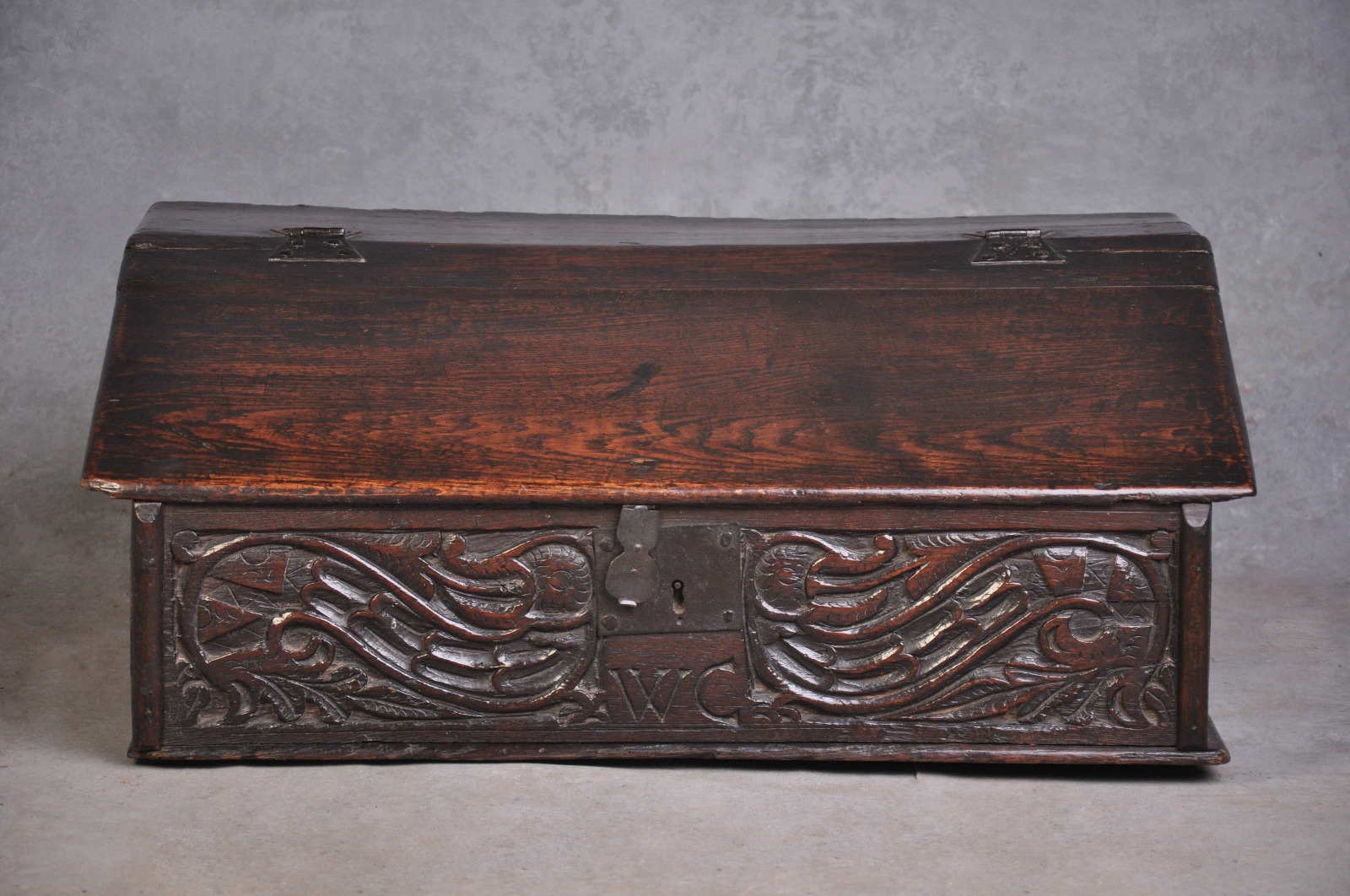 Rare 17th Century Oak Box (1 of 11)