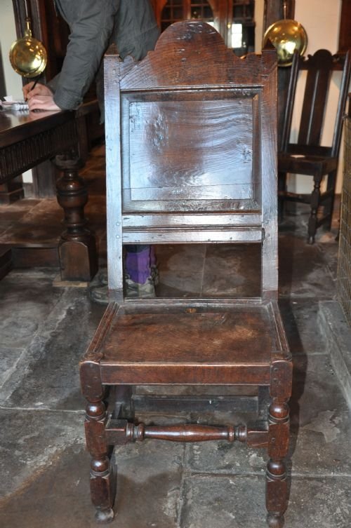 Oak Chair c.1680 (1 of 5)