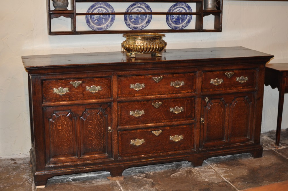 Oak Dresser c.1720 (1 of 1) Oak Dresser c.1720 (1 of 1)