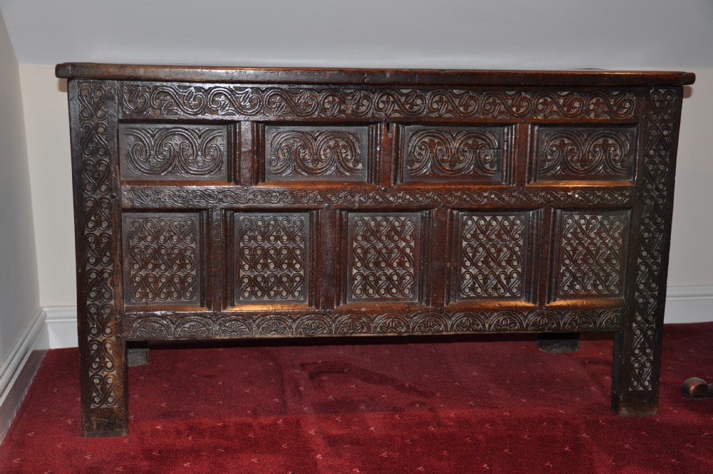 Oak Coffer c.1670 (1 of 9)