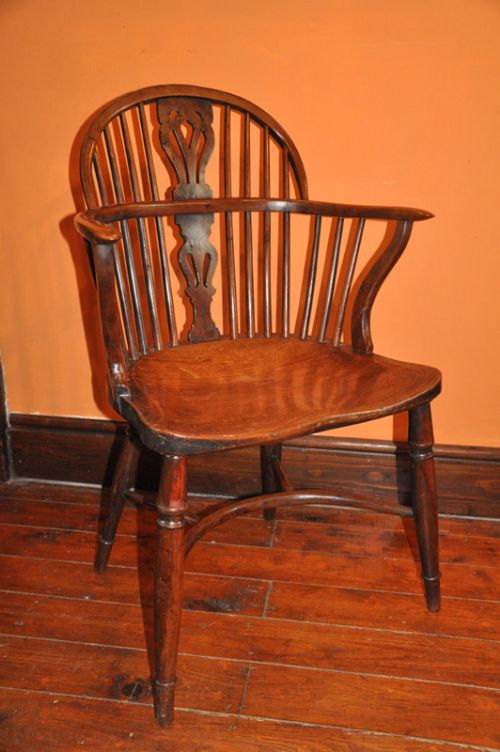 18th Century Yew Wood Windsor Chair (1 of 4)