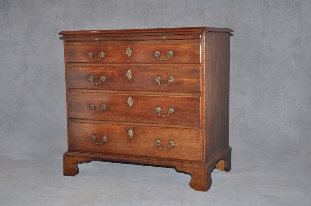 18th Century Mahogany Chest of Drawers (1 of 1) 18th Century Mahogany Chest of Drawers (1 of 1)