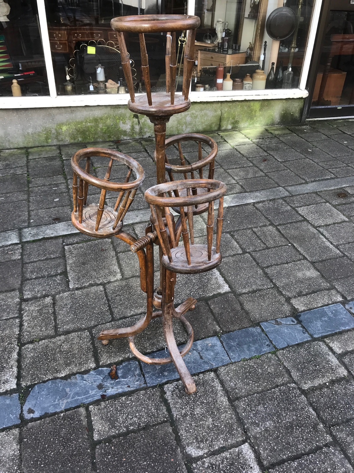 Item Main Image Item Main Image