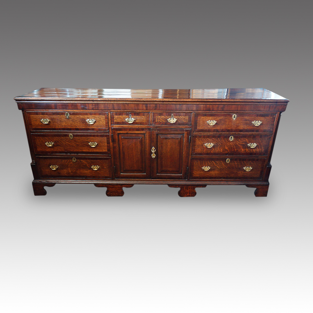 Antique Oak Dresser (1 of 1) Antique Oak Dresser (1 of 1)