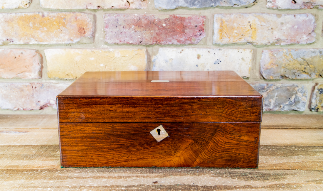 Victorian Rosewood Table Box c.1860 (1 of 1) Victorian Rosewood Table Box c.1860 (1 of 1)