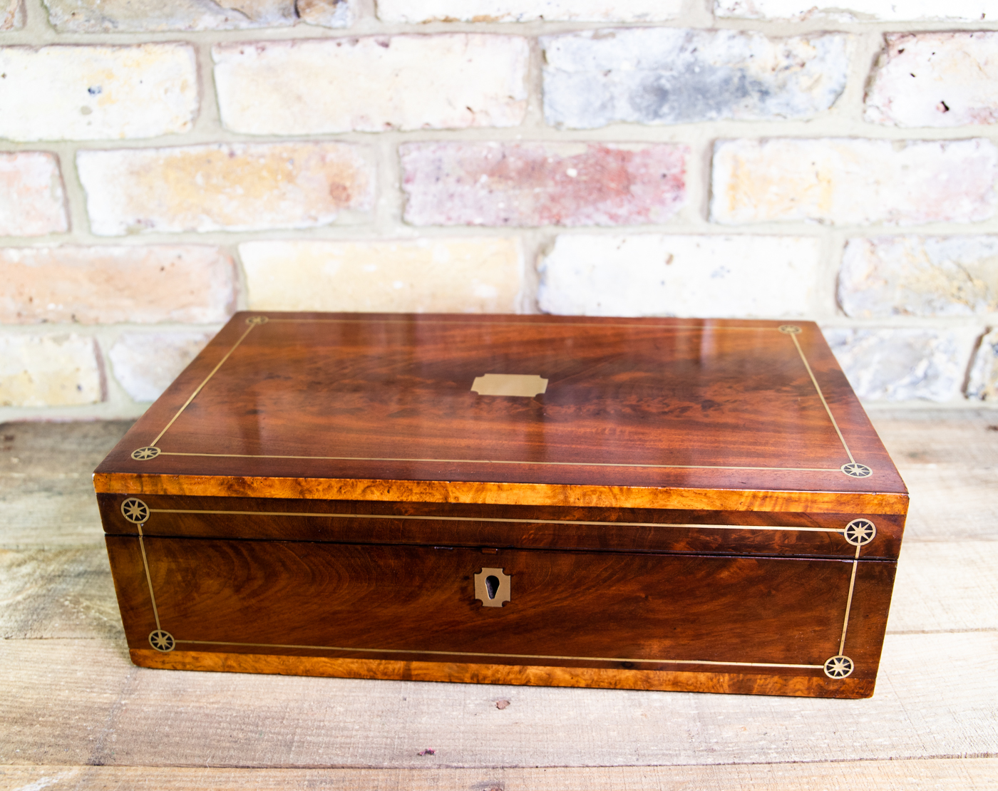 Flamed Mahogany Writing Slope c.1820 (1 of 1) Flamed Mahogany Writing Slope c.1820 (1 of 1)