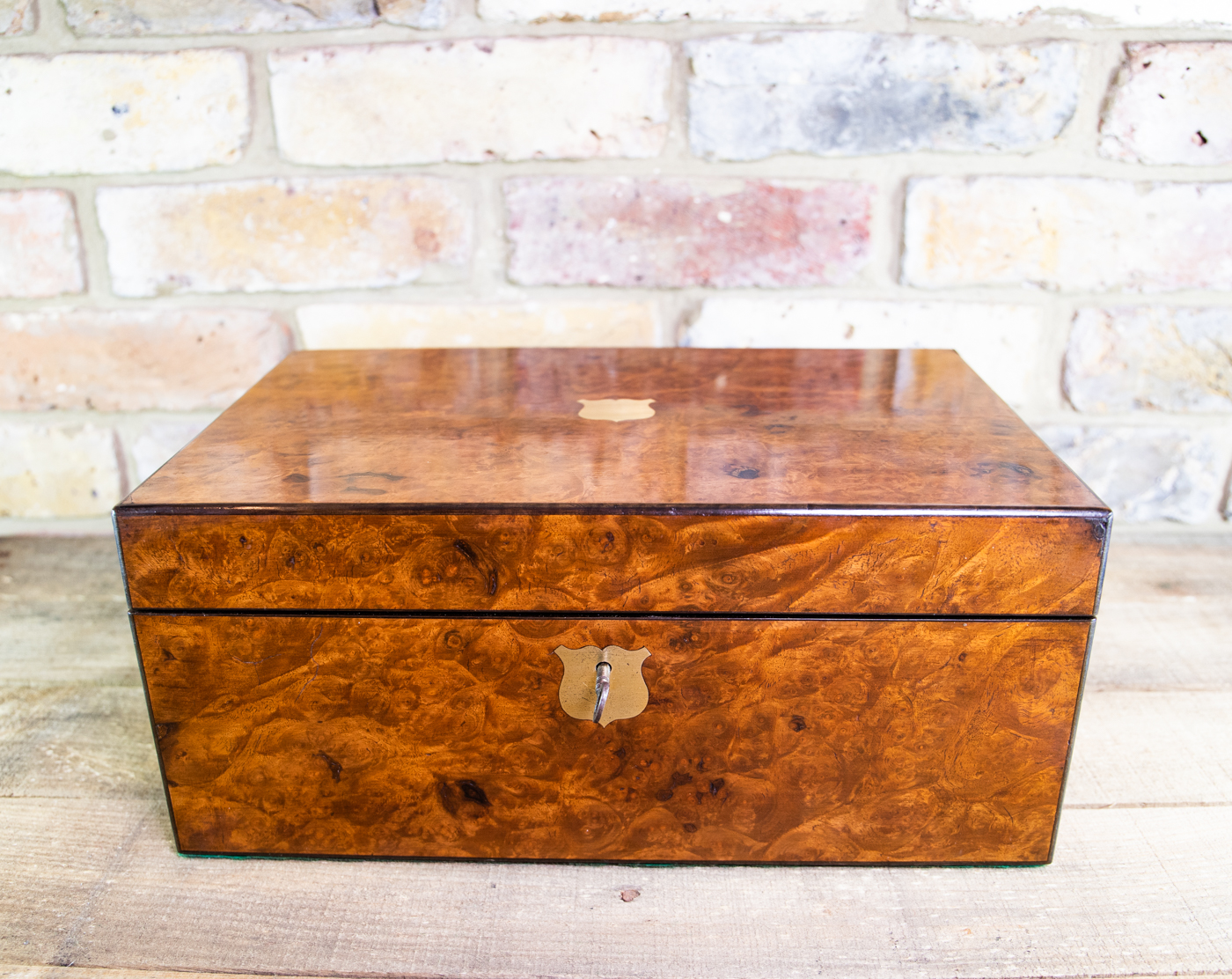 Burr Walnut Writing Slope c.1860 (1 of 1) Burr Walnut Writing Slope c.1860 (1 of 1)