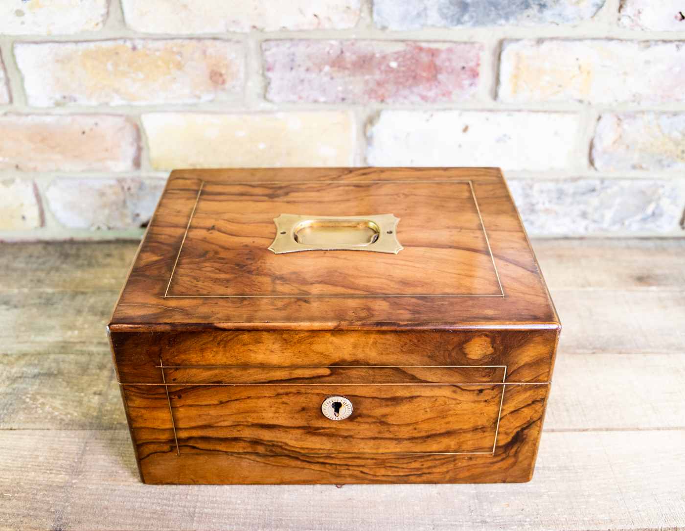 Olive Wood Work Box C.1880 (1 of 10) Olive Wood Work Box C.1880 (1 of 10)