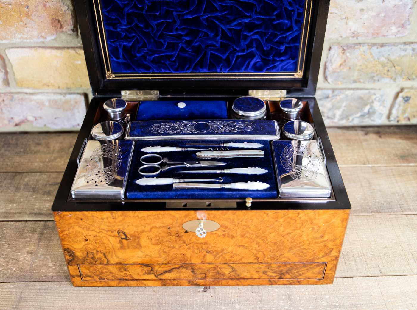 Mechi & Bazin Vanity Box C.1860 (1 of 1) Mechi & Bazin Vanity Box C.1860 (1 of 1)