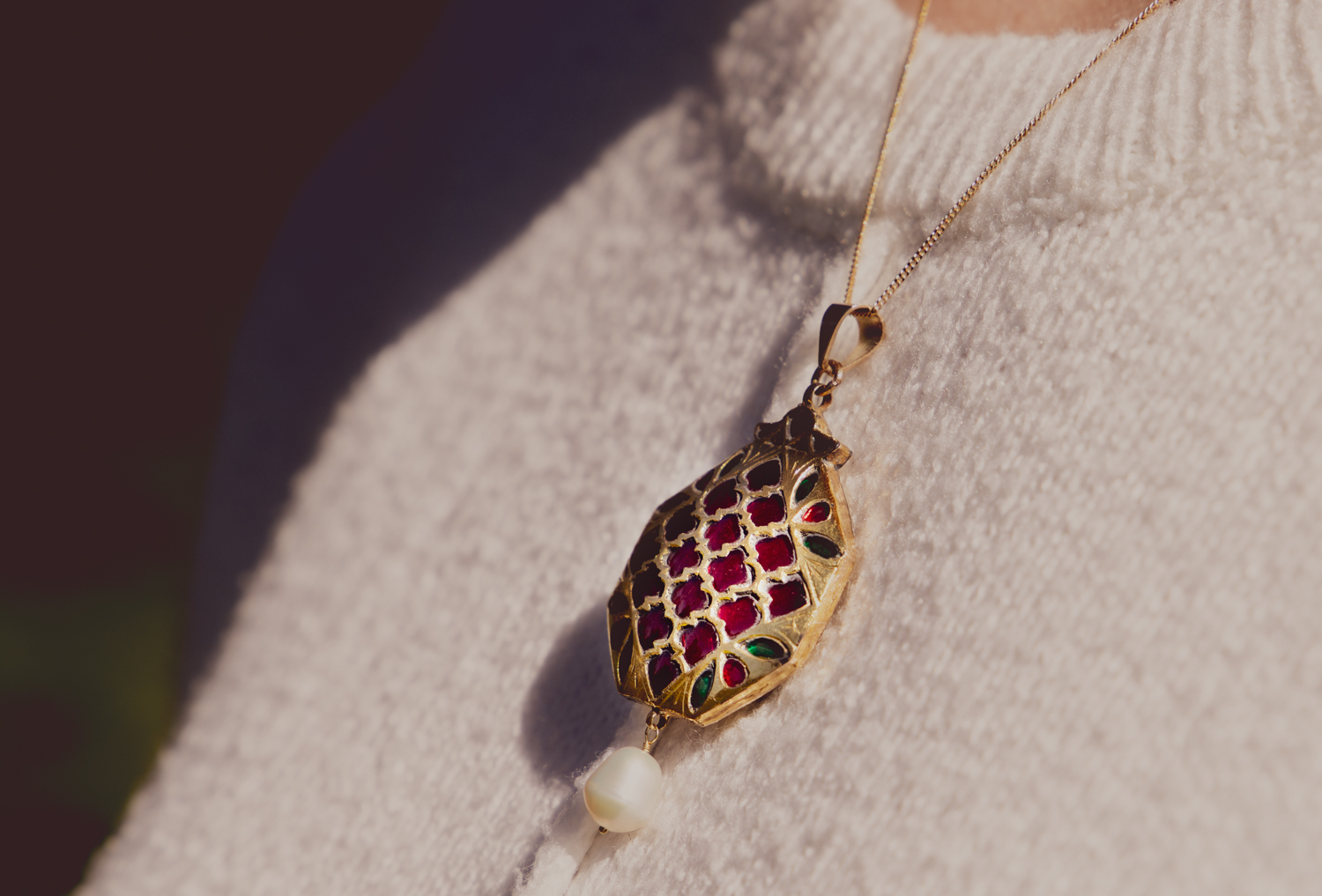 Indian Navrattan Pendant Diamond 20ct Gold Real Gemstones 21gms (1 of 5) Indian Navrattan Pendant Diamond 20ct Gold Real Gemstones 21gms (1 of 5)