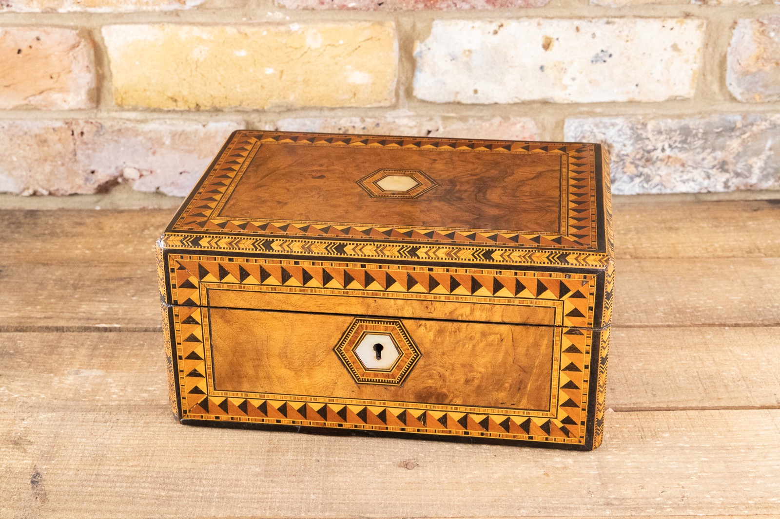 Burr Walnut Tunbridge Ware Box c.1870 (1 of 10) Burr Walnut Tunbridge Ware Box c.1870 (1 of 10)