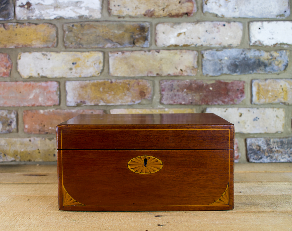 Mahogany Table Box c.1910 (1 of 1) Mahogany Table Box c.1910 (1 of 1)