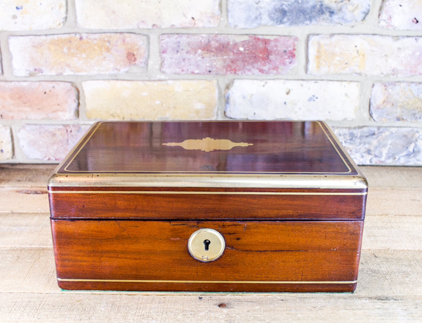 Mahogany Campaign Box C.1800 (1 of 1) Mahogany Campaign Box C.1800 (1 of 1)