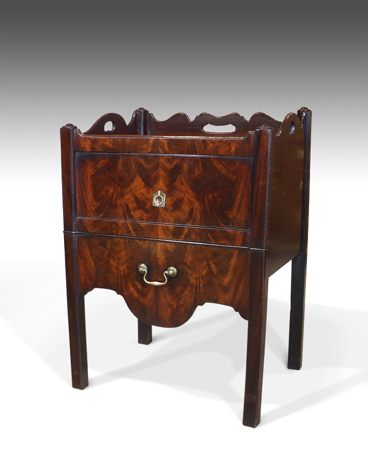 18th Century Mahogany Tray Top Commode (1 of 8) 18th Century Mahogany Tray Top Commode (1 of 8)