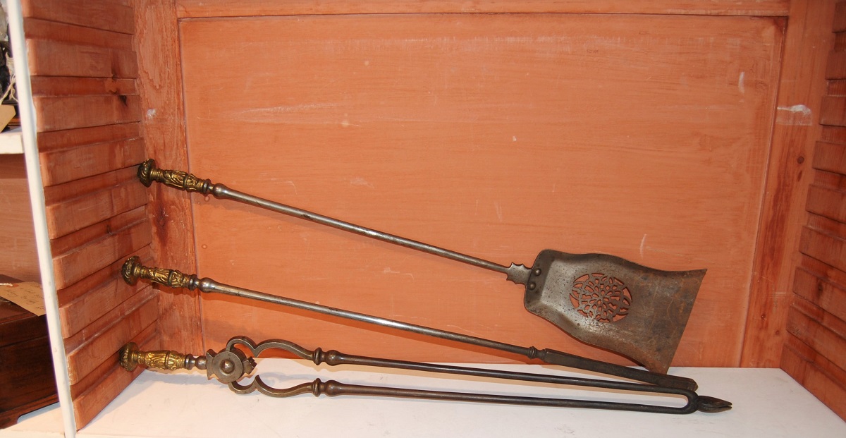 Good Quality 19th Century Fire Iron Set (1 of 4)