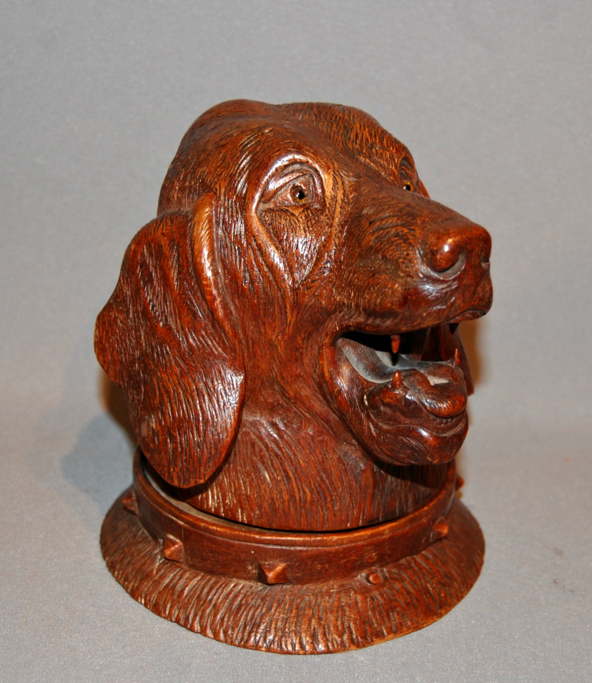 Fine Quality Late 19th Century Carved Wood Dog's Head (1 of 5)