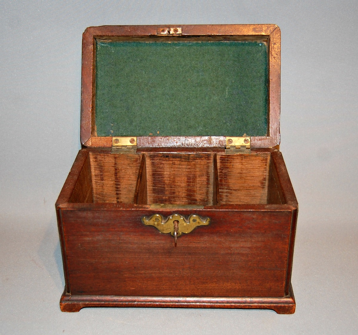 Mahogany Tea Caddy c.1790 (1 of 9)