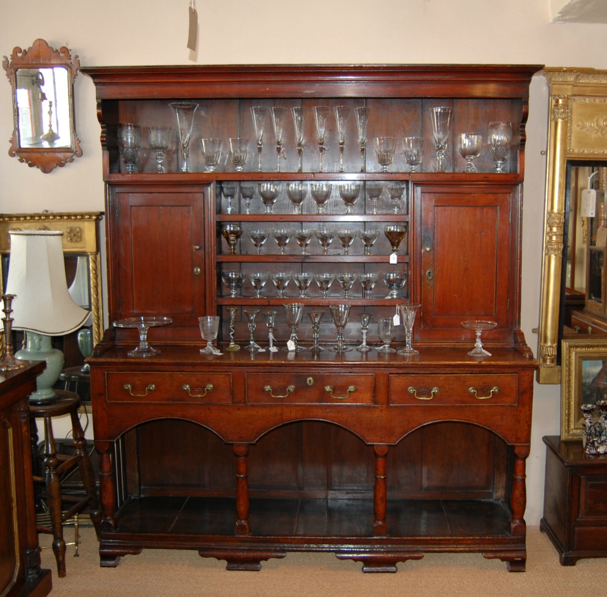 Patinated Late 18th Century Pine Pot Board Dresser from Mid Wales (1 of 9) Patinated Late 18th Century Pine Pot Board Dresser from Mid Wales (1 of 9)