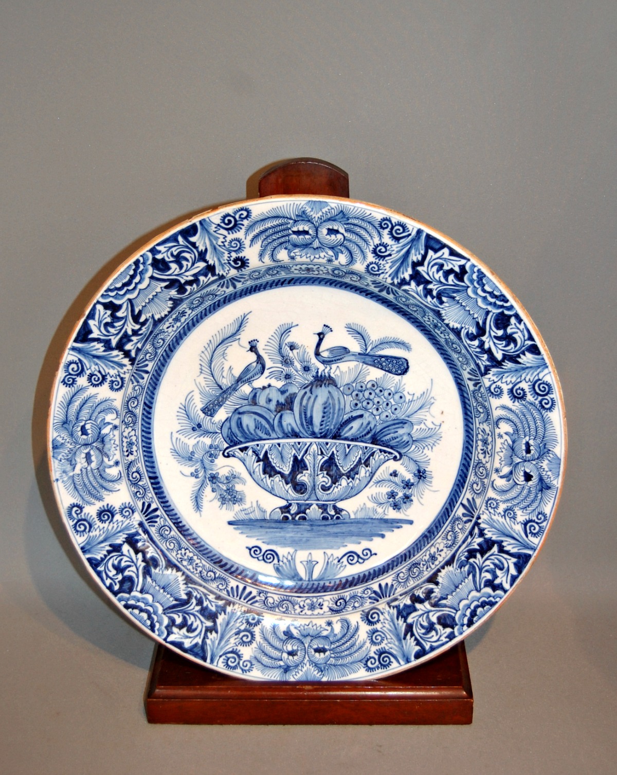 Fine Quality 18th Century Dutch Delftware Charger (1 of 5)