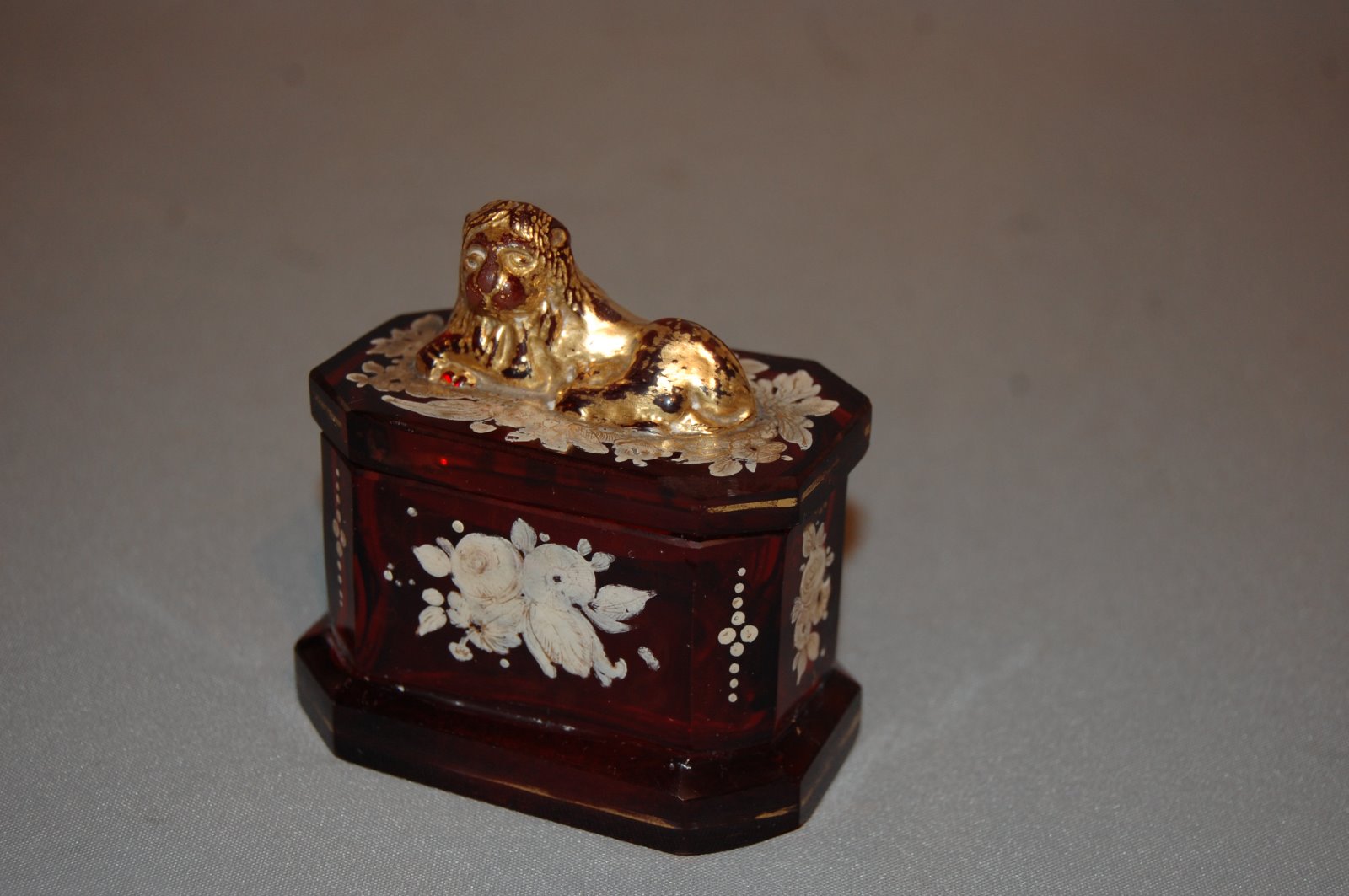 Early 19th Century Glass Sander (1 of 3)