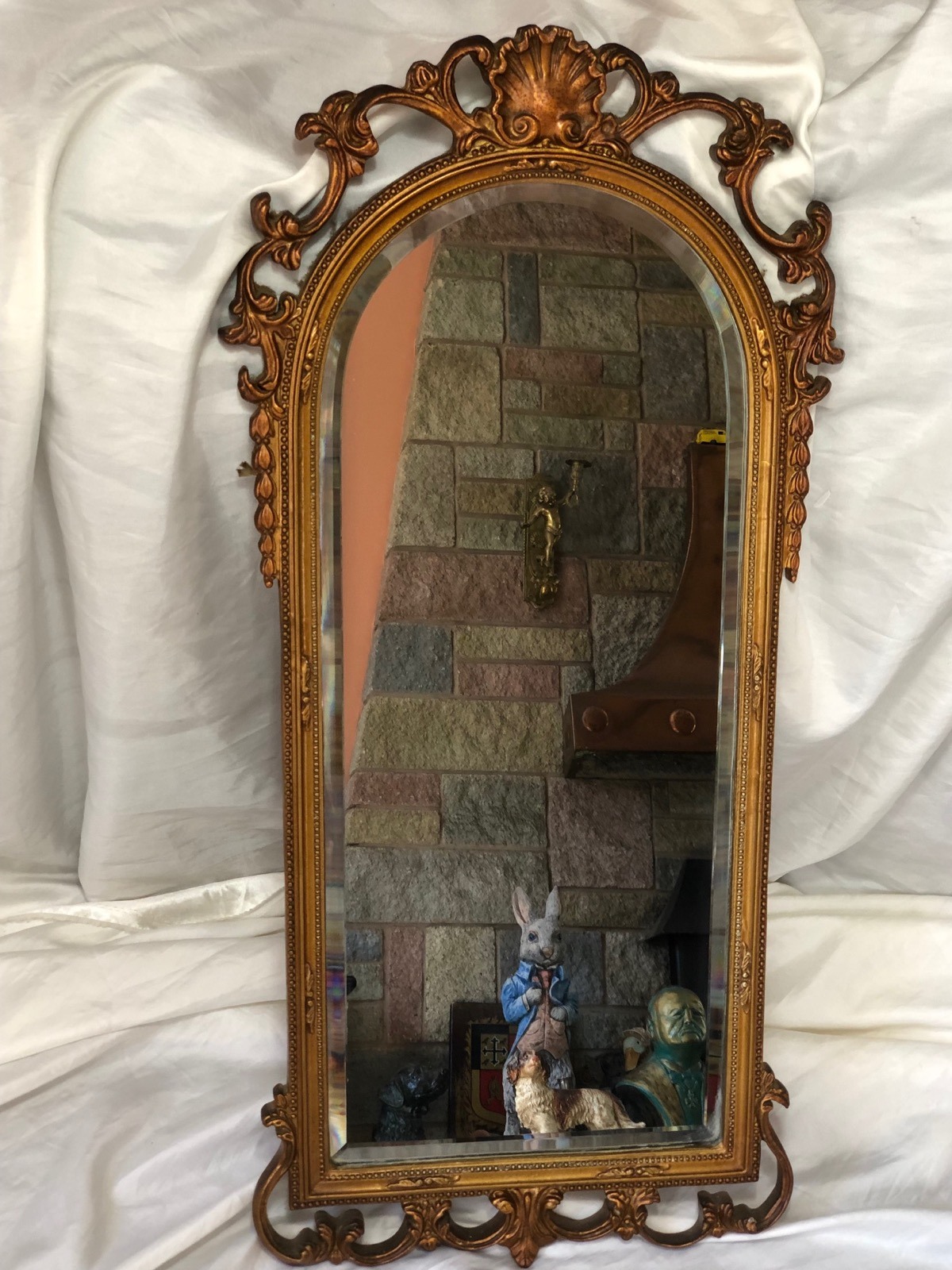 Vintage George II Style Gilt Gesso Acanthus Shell Pier Wall Beveled Glass Mirror c.1950 (1 of 27) Vintage George II Style Gilt Gesso Acanthus Shell Pier Wall Beveled Glass Mirror c.1950 (1 of 27)