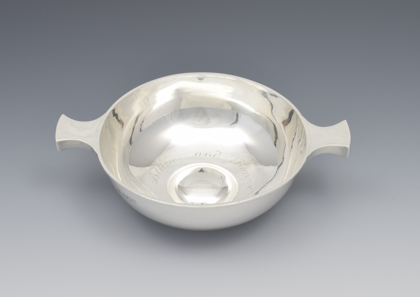 Large Victorian Silver Quaich Nathan & Hayes 1899 (1 of 1) Large Victorian Silver Quaich Nathan & Hayes 1899 (1 of 1)