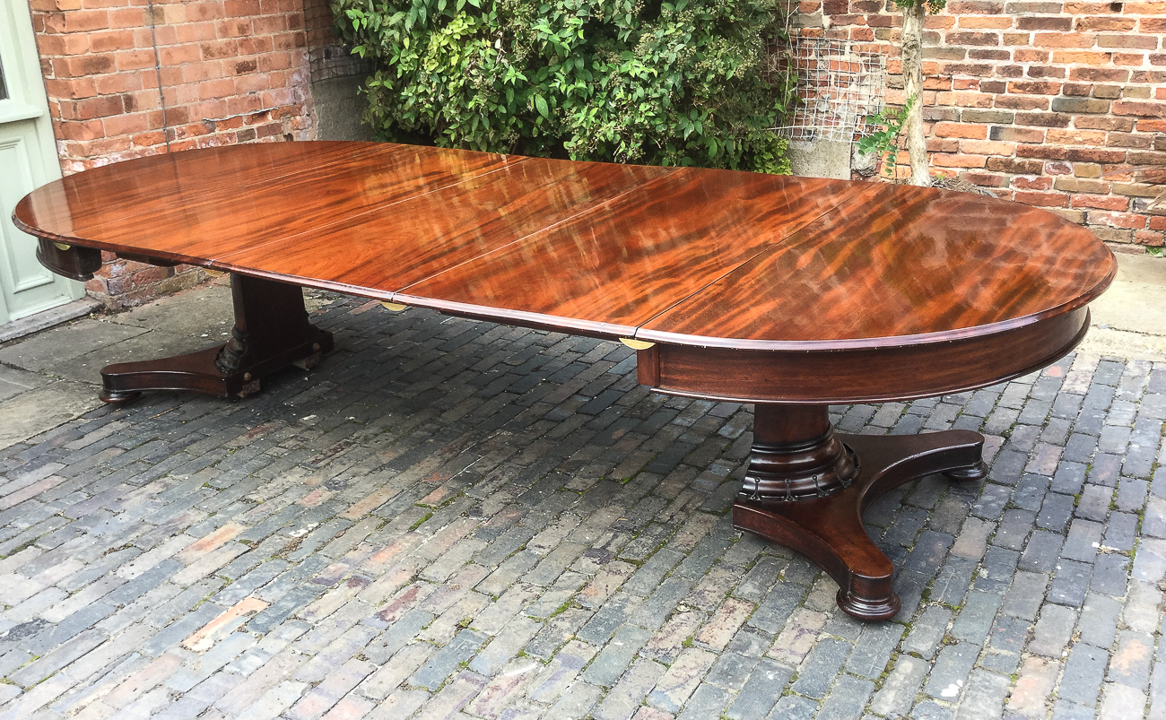 William IV Mahogany Extending Dining Table Seats 14 (1 of 1) William IV Mahogany Extending Dining Table Seats 14 (1 of 1)