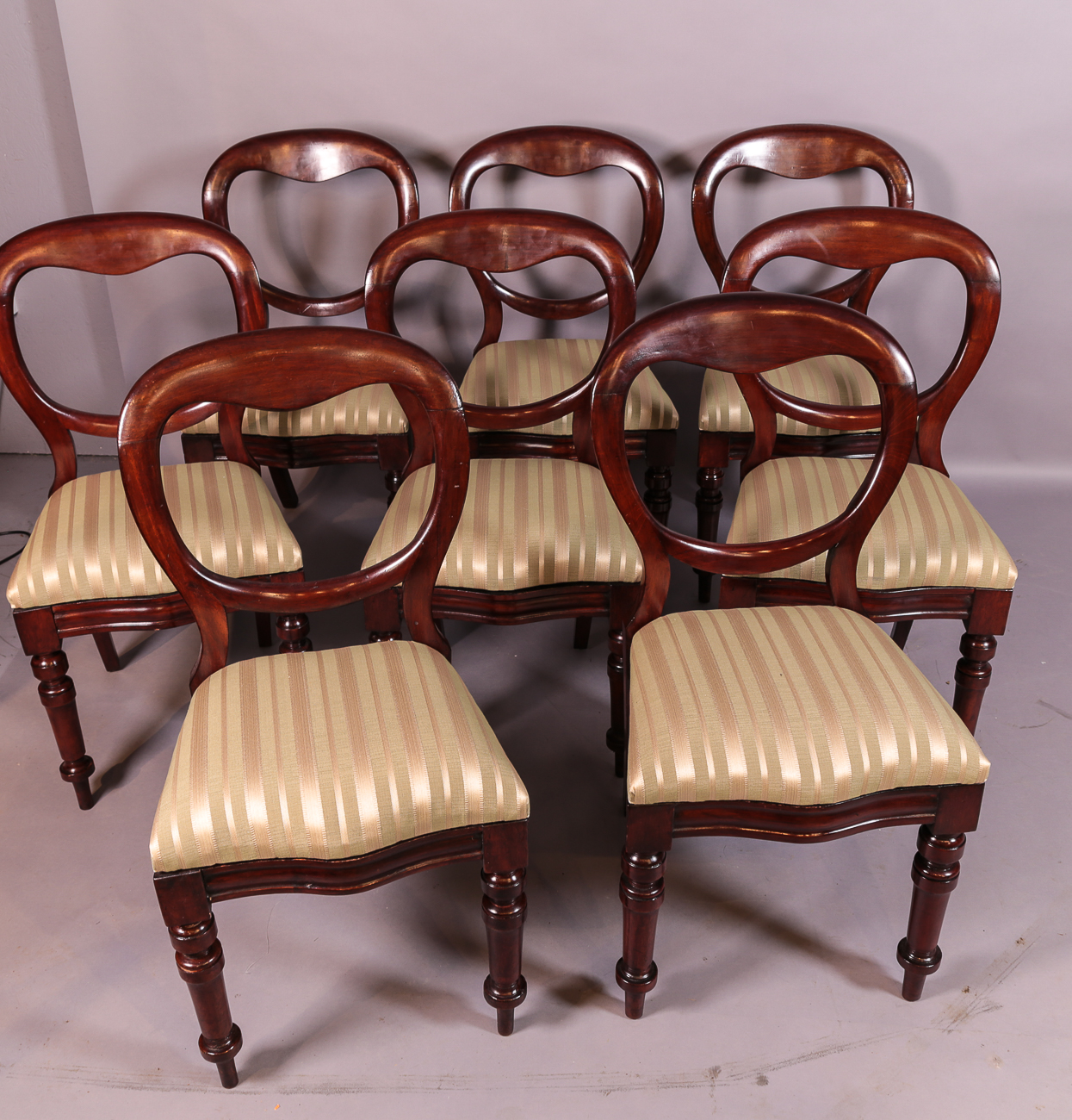Set of 8 Victorian Mahogany Balloon Back Chairs (1 of 1) Set of 8 Victorian Mahogany Balloon Back Chairs (1 of 1)