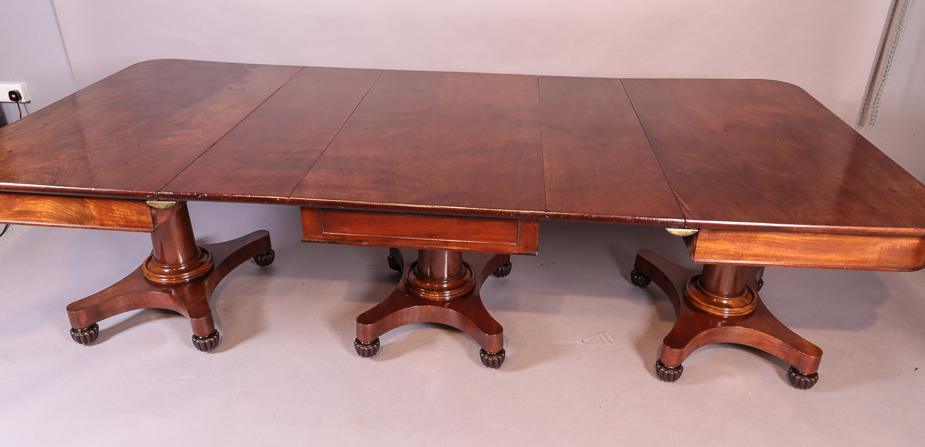 Antique Late Georgian 3 Pillar Dining Table (1 of 1) Antique Late Georgian 3 Pillar Dining Table (1 of 1)