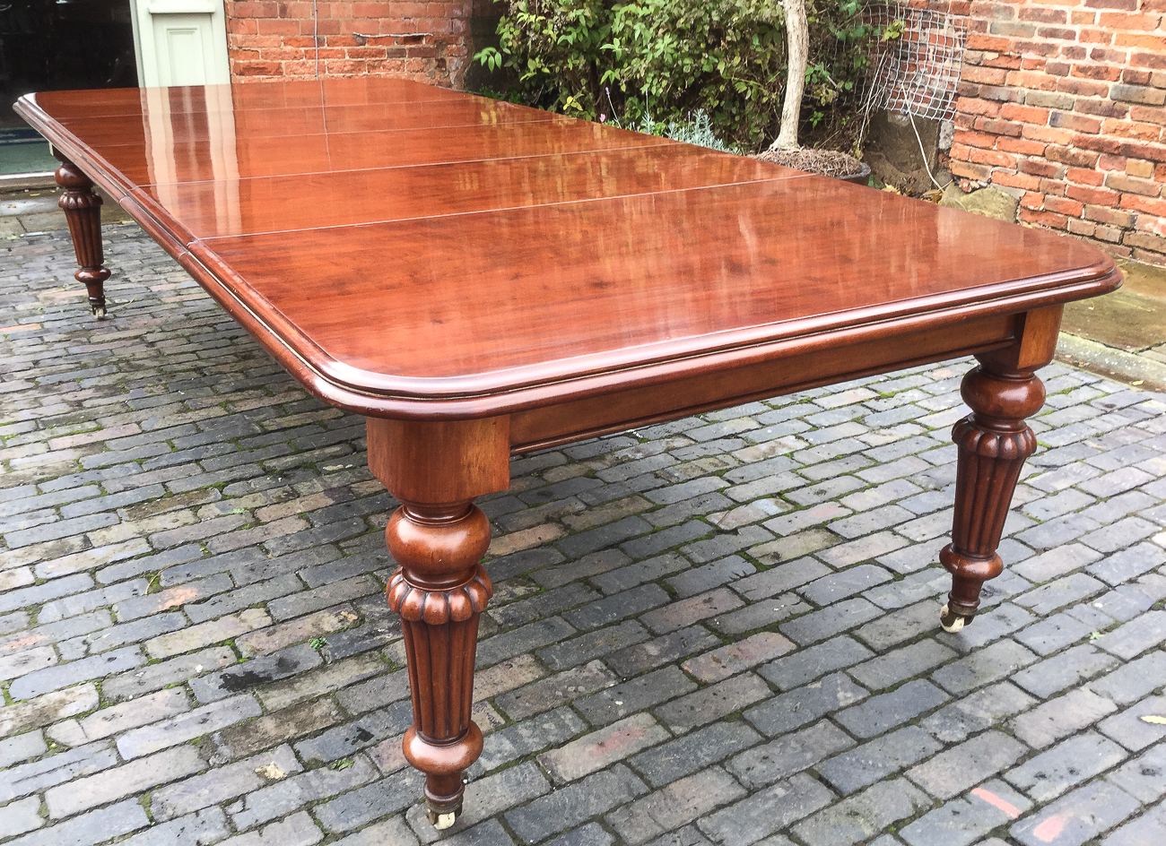 Good Victorian 3 Leaf Extending Dining Table with Leaf Carrier (1 of 1) Good Victorian 3 Leaf Extending Dining Table with Leaf Carrier (1 of 1)