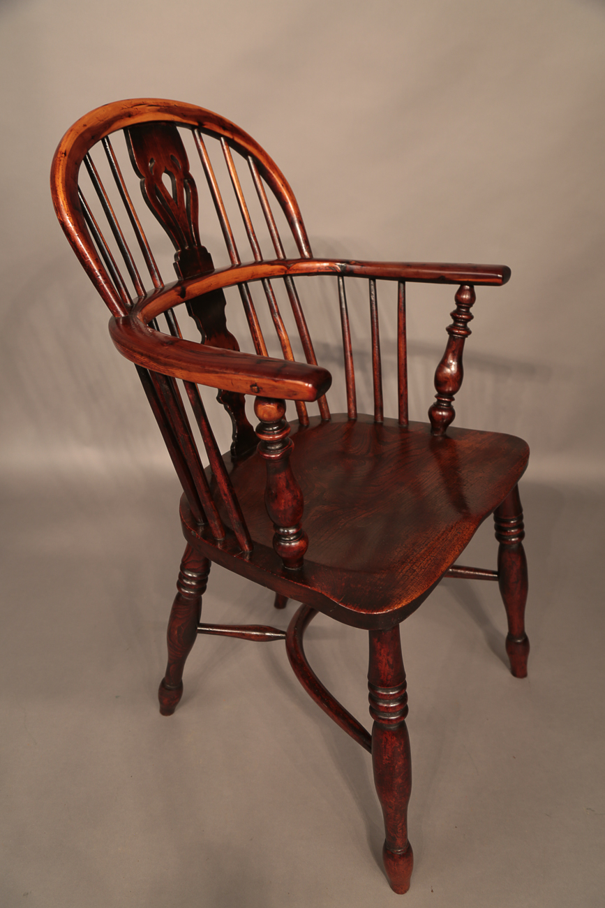 Yew Wood Windsor Low Back Rockley Maker (1 of 1) Yew Wood Windsor Low Back Rockley Maker (1 of 1)