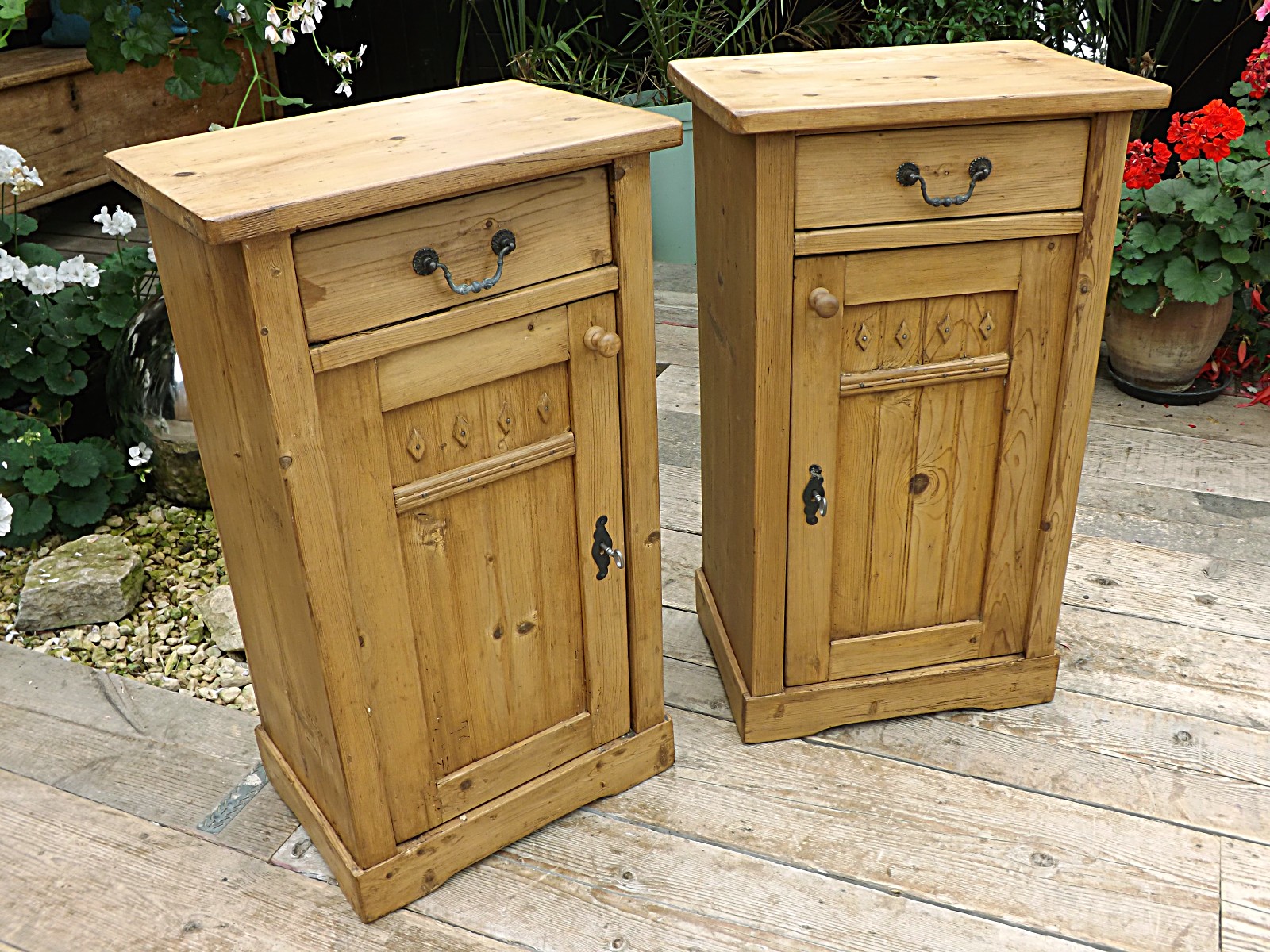 Superb! Matching Pair of Old Antique Pine Bedside Cabinets / Cupboards. We Deliver! (1 of 1) Superb! Matching Pair of Old Antique Pine Bedside Cabinets / Cupboards. We Deliver! (1 of 1)