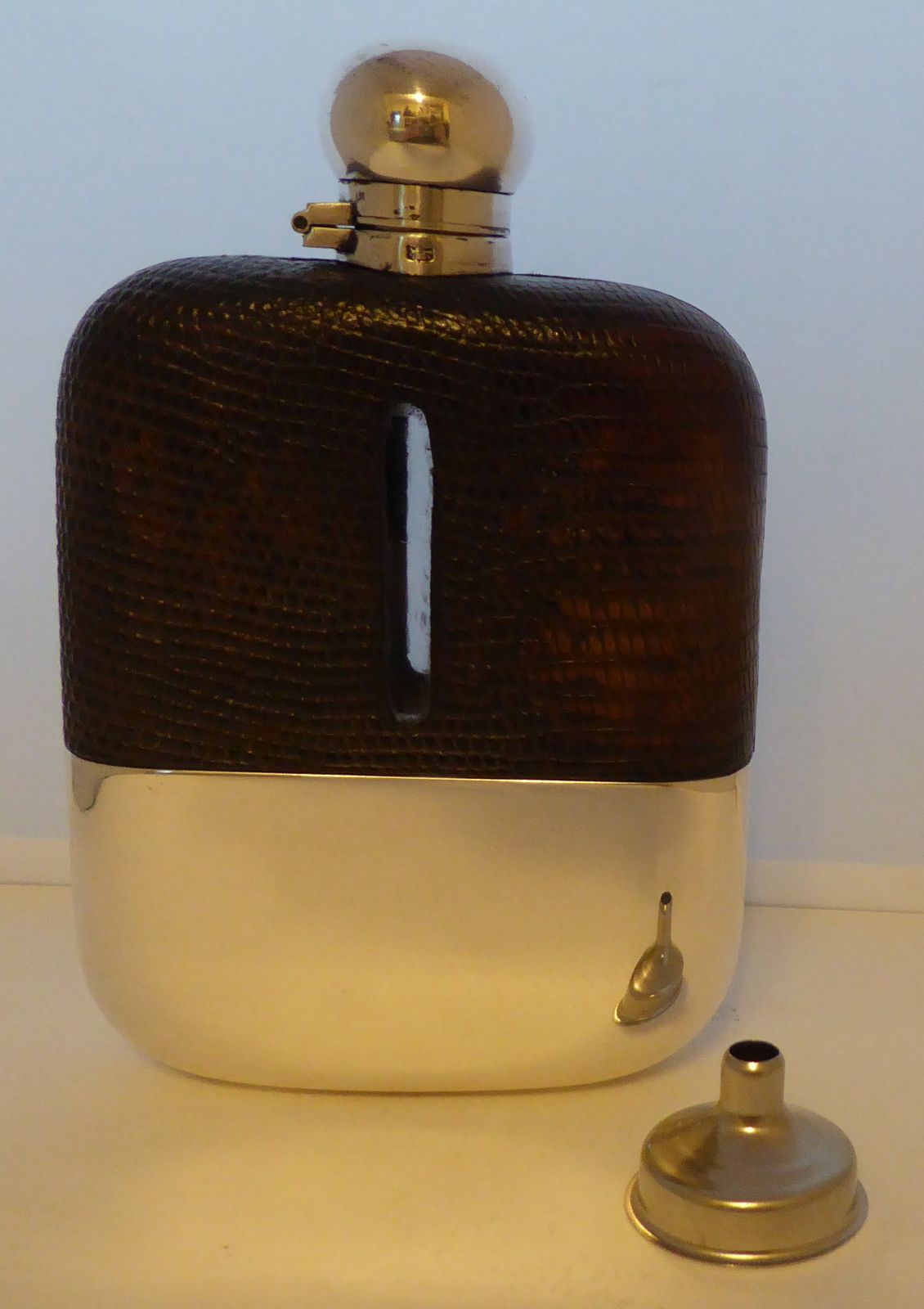 1930s James Dixon Silver Plate Plated Snake Skin Bound Glass Hip Flask (1 of 1) 1930s James Dixon Silver Plate Plated Snake Skin Bound Glass Hip Flask (1 of 1)