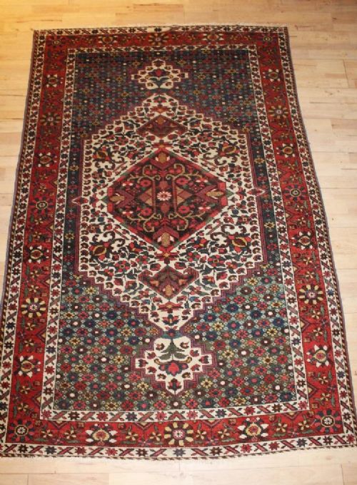 Antique Bakhtiari Rug / Carpet West Persia c.1910 (1 of 5)