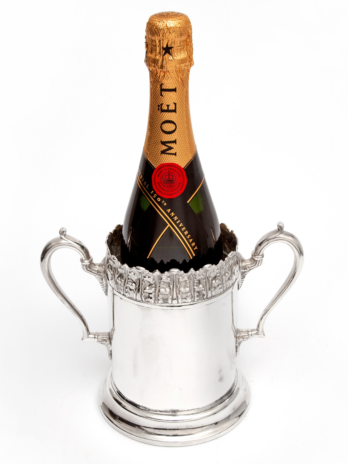 Walker & Hall Silver Plated Bottle Stand with Unusual Acanthus Leaf Border (1 of 4) Walker & Hall Silver Plated Bottle Stand with Unusual Acanthus Leaf Border (1 of 4)