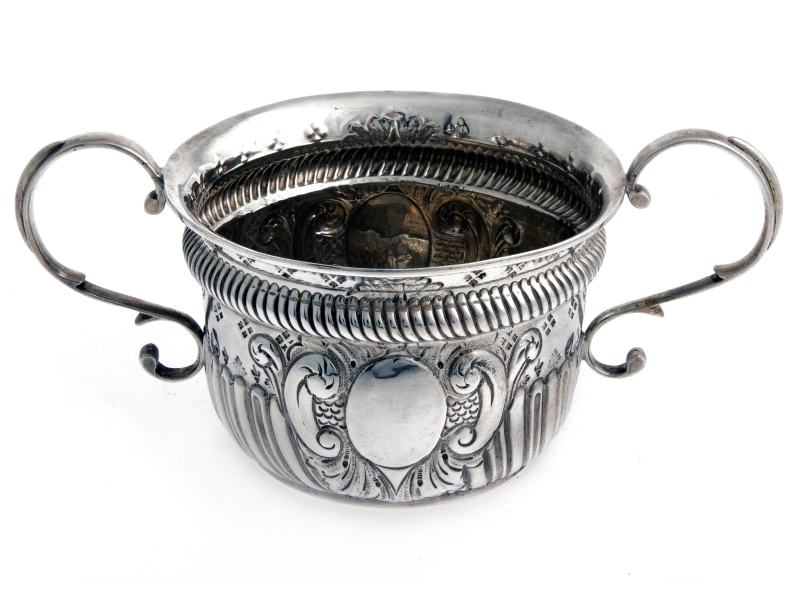 Edwardian Nathan & Hayes Silver Porringer (1 of 5) Edwardian Nathan & Hayes Silver Porringer (1 of 5)