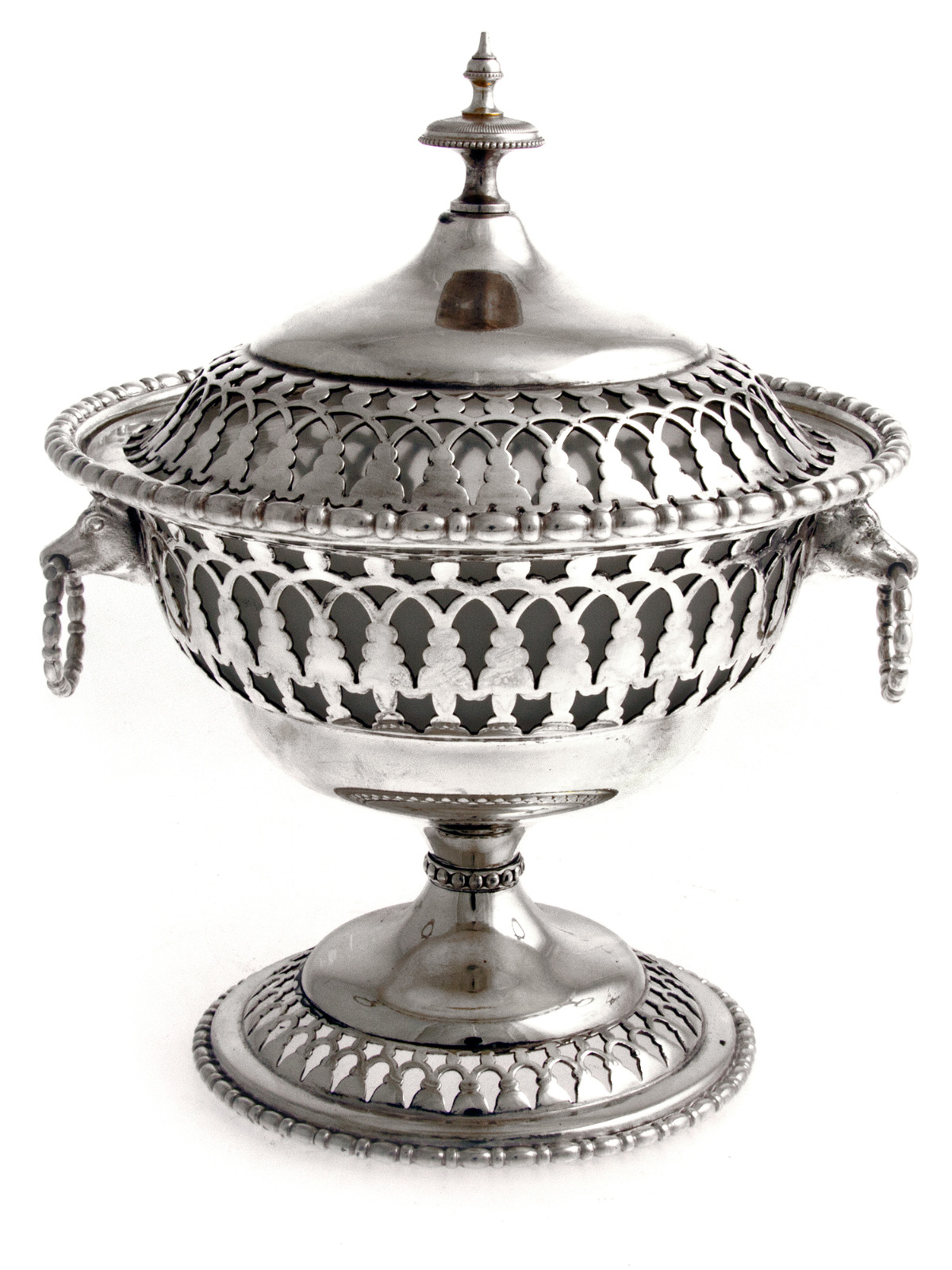 Victorian Decorative Silver Plate Lidded Comport with Frosted Glass Liner (1 of 1) Victorian Decorative Silver Plate Lidded Comport with Frosted Glass Liner (1 of 1)